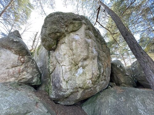 Image of Les Grimpeurs se Cachent pour Médire (assis) (7a+)